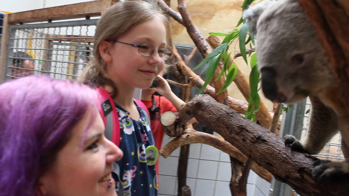 Kathrin und Lilly lernen Irvin kennen